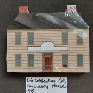 Anniversary House _ Life Celebrations Collection	 _ Cat's Meow Village